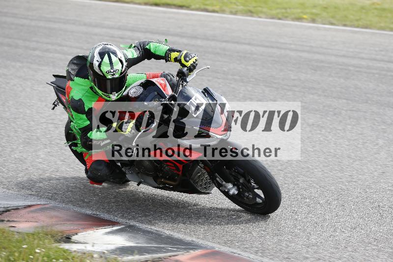 Archiv-2025/10 23.04.2025 Cornu Master School ADR/gruen-vert/41